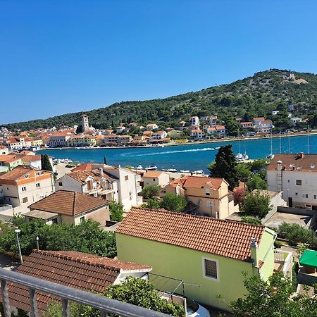Cuzela-Papata Apartments Tisno Eksteriør bilde