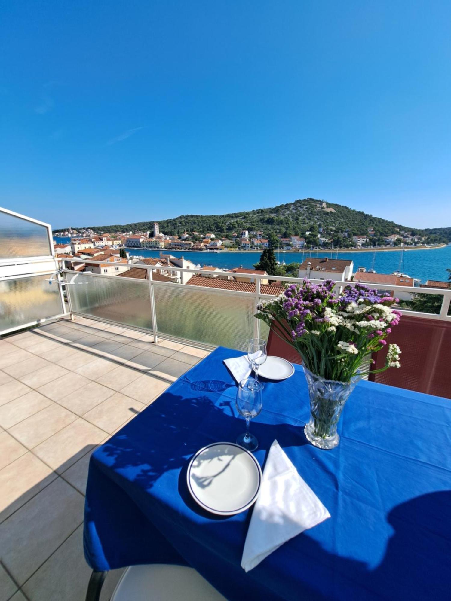 Cuzela-Papata Apartments Tisno Rom bilde