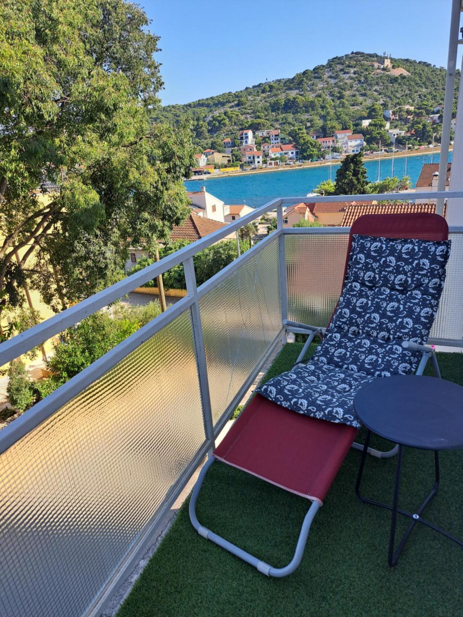 Cuzela-Papata Apartments Tisno Eksteriør bilde